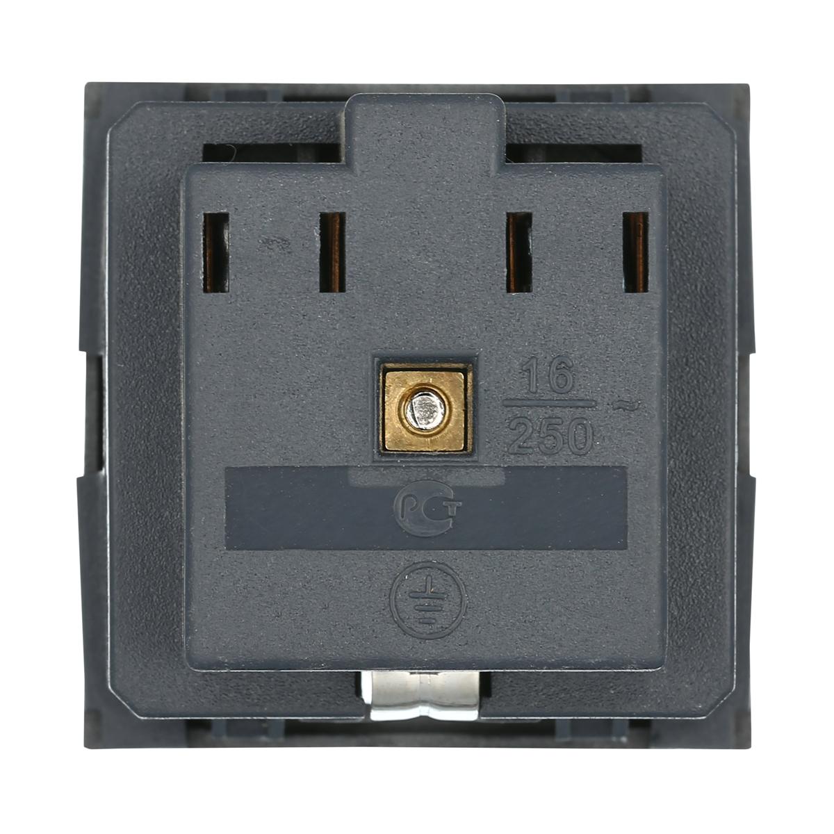 фото розетка lk studio с з/к, со шторками глянцевая поверхность (серебристый металлик) lk45 851103 | 220svet.ru